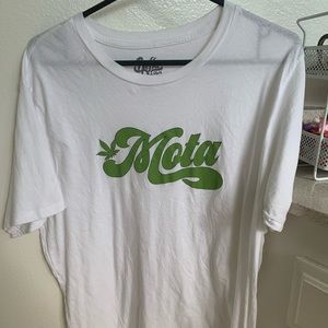BellaDoña “Mota” T-short